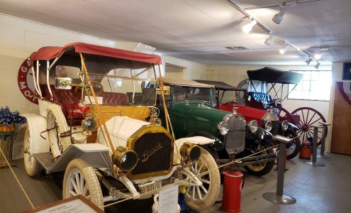 Terrill Antique Car Museum De Leon