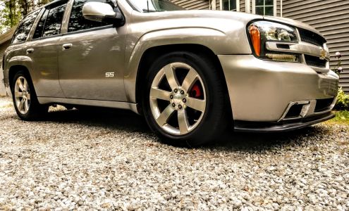 Kelly's Tire And Auto