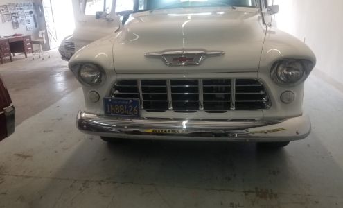 J's Custom Upholstery & Repairs