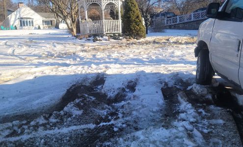 McLaughlin Towing and Auto Repair