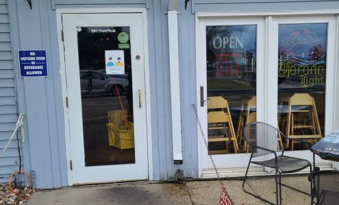 SkipperBud's North Point Winthrop Harbor