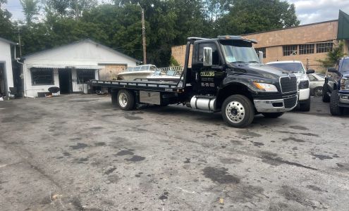 Collins Wrecker Service