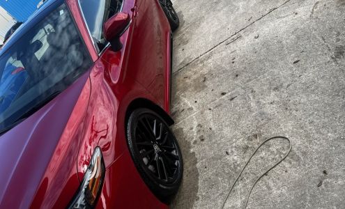 LUXURY CUSTOMS AUTOMOTIVE LLC