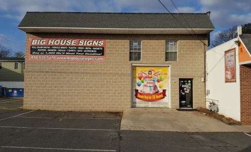 Big House Signs