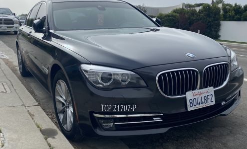 Soul Limousine and Town Car