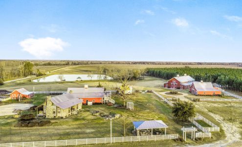United Country | Low Country Auction