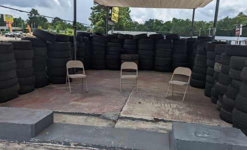 Markos tires