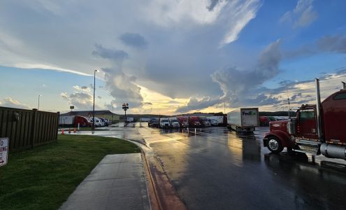 Speedco Truck Lube and Tires