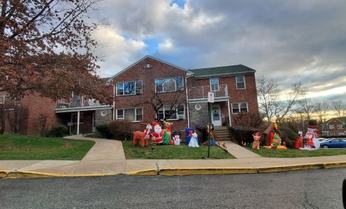 Sleepy Hollow Gardens