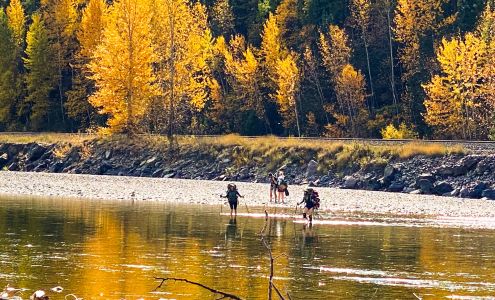 Rising Wolf Outfitters East Glacier Park