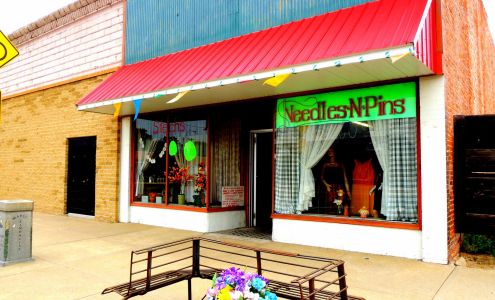 Needles-N-Pins Ainsworth