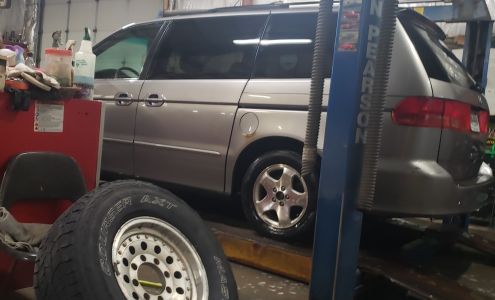 Ron's Quik Lube Valentine