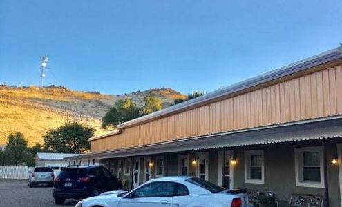 Big Valley Motel Saguache