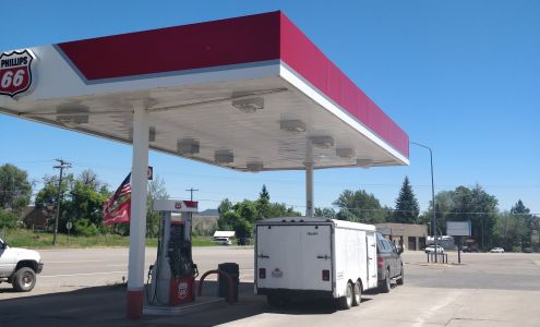 Clay's 66 B Store Beaver