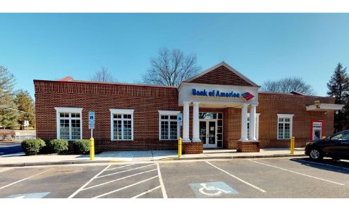 Bank of America (with Drive-thru ATM)