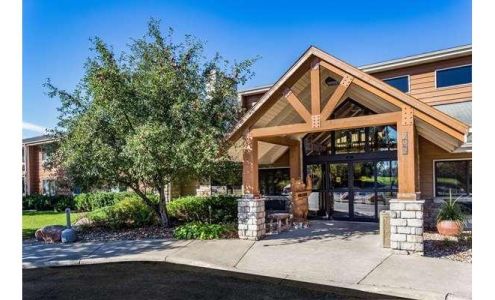 AmericInn by Wyndham Hampton Hampton