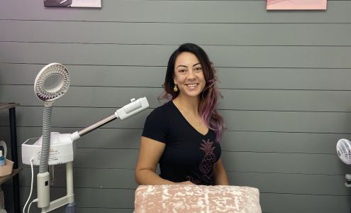 Pink Pineapple Spa 3216 Pemberly Pk Dr, Plant City Florida 33566