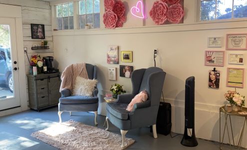 Blush & Bashful Beauty Salon