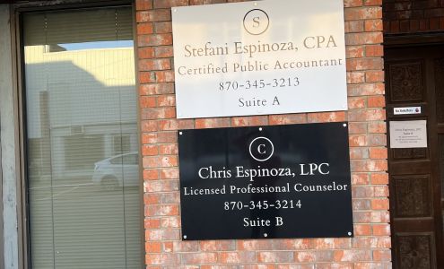 Stefani Espinoza, CPA 114 S Elm St A, Hope Arkansas 71801