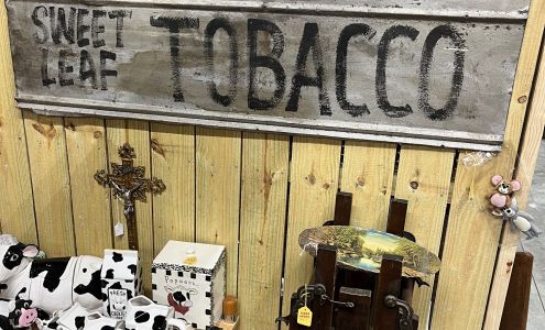 Pickin' & Grinnin' Antiques and Much More...