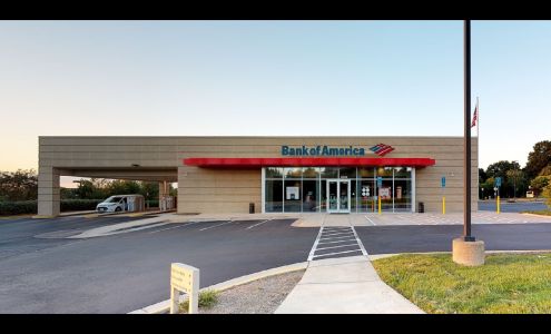 Bank of America (with Drive-thru ATM)