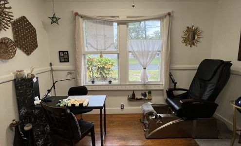 Polished Pina Nail Salon & Boutique 95-5649 Mamalahoa Hwy, Naalehu Hawaii 96772