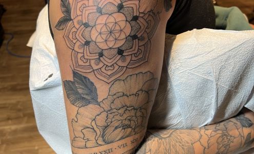 Handmade Tattoo 50 Brentwood Blvd, Sherwood Park Alberta T8A 2H5