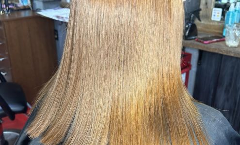 la vie en rouge coiffure saint-Hubert Barbier SRV