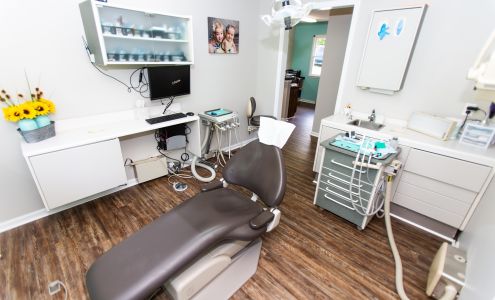 Spring Family Dental - Eminence 105 Eminence Terrace, Eminence Kentucky 40019