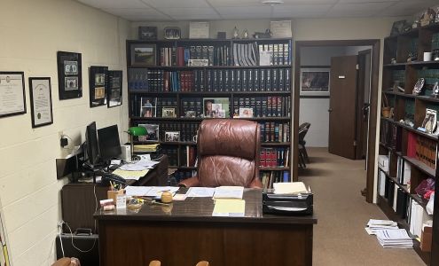 Lindell Choat, P.S.C. 211 Main St, Eddyville Kentucky 42038