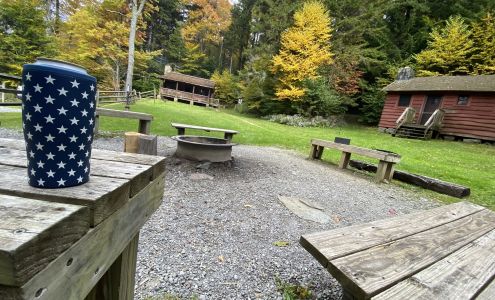 Middle Mountain Cabins Bartow