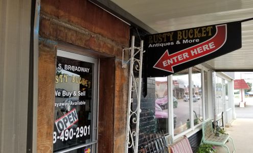 Rusty Bucket Antiques