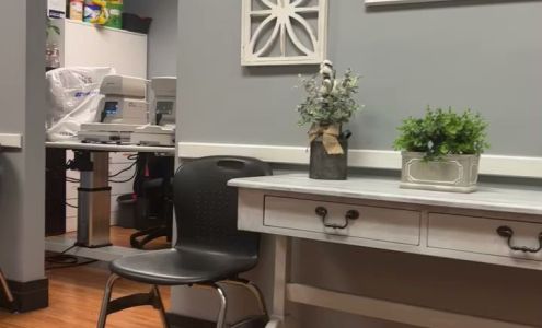 Family Eye Care of Russellville