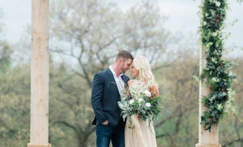 Dee’s Decorating 53 Broadway E suite a, Little Falls Minnesota 56345