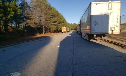 DHL Discount Tire Truck Gate