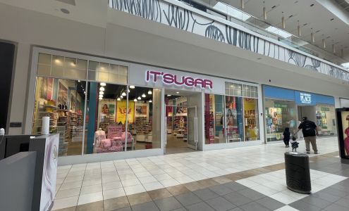 IT'SUGAR Chicago Fashion Outlets