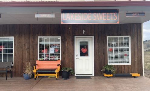 LAKESIDE SWEETS