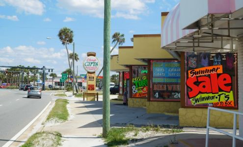 Lazy Gator Beach Shop