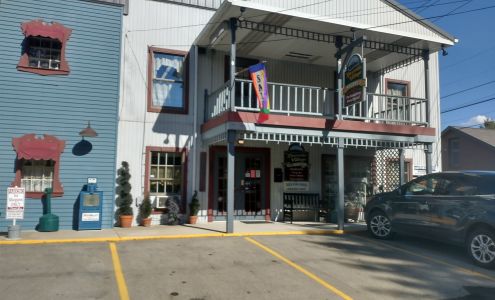 Riverside Village Shoppes