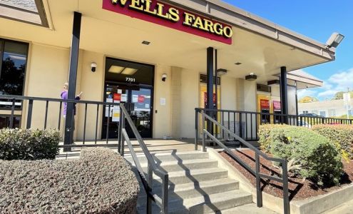 Wells Fargo Advisors