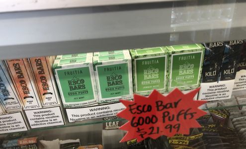 Save's discount Liquors and discount smoke shop