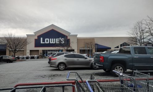 Lowe's Garden Center