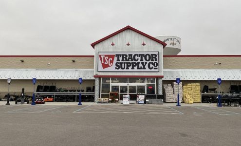 Tractor Supply Whitestown