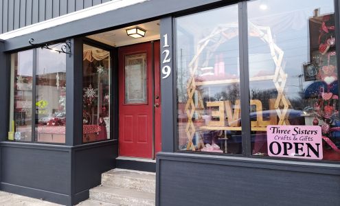 Three Sisters Crafts & Gifts