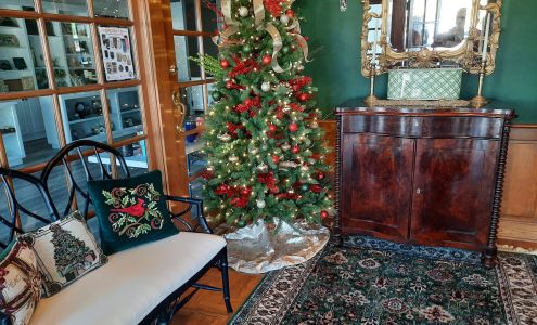 Davenports Gifts and Fine Furnishings