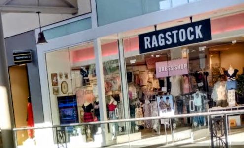 Ragstock Wauwatosa
