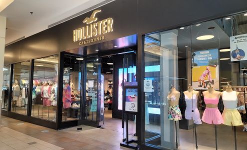 Hollister Co.