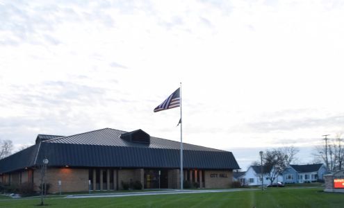 City Hall Hartford City