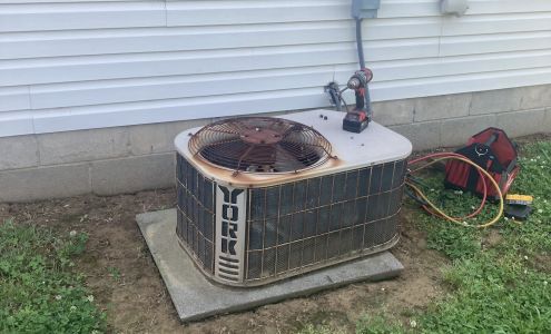 Ducks Heating and Air Conditioning 837 Parkburg Rd, Pinson Tennessee 38366