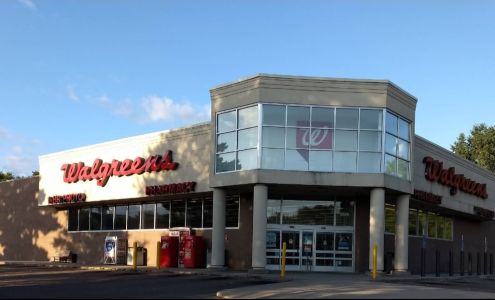 COVID-19 Drive-Thru Testing at Walgreens